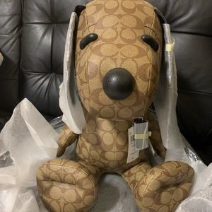 Coach x peanuts snoopy plush